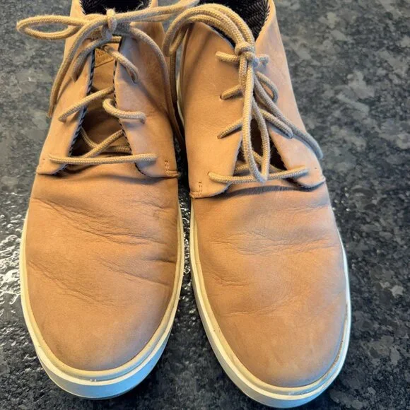 Olukai mens Papaku 'Ili waterproof leather tan chukka boots size 9.5M